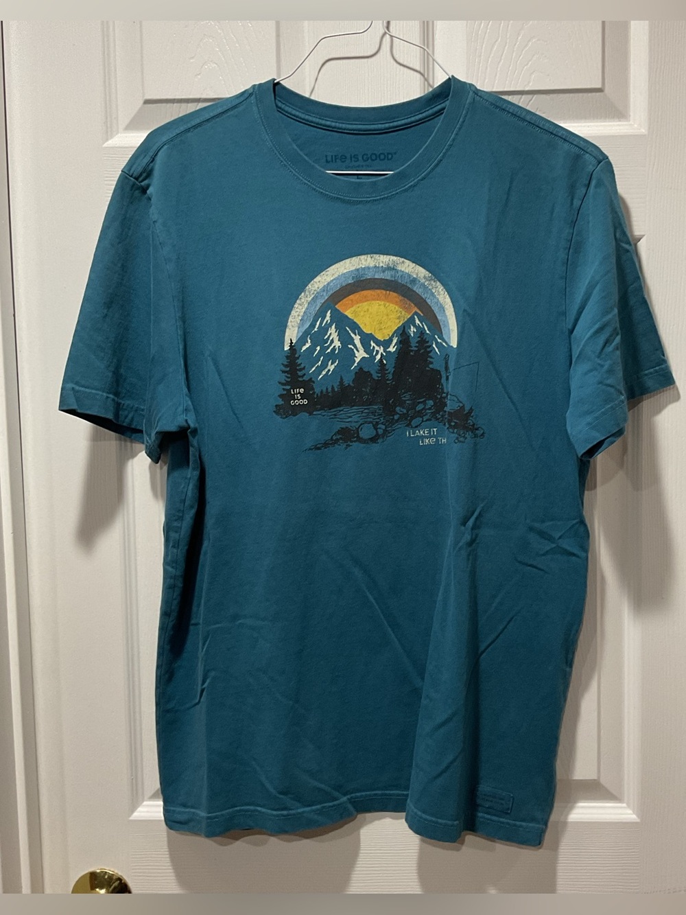Life Is Good Teal Blue Short Sleeve Mountain Graphic Tee “I LAKE IT LIKE THIS”